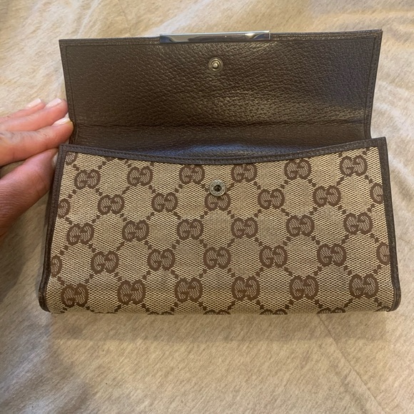 Gucci Wallet - Picture 2 of 5